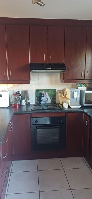 To Let 2 Bedroom Property for Rent in Protea Heights Western Cape